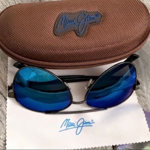 Brand new Maui Jim Seacliff sunglasses.